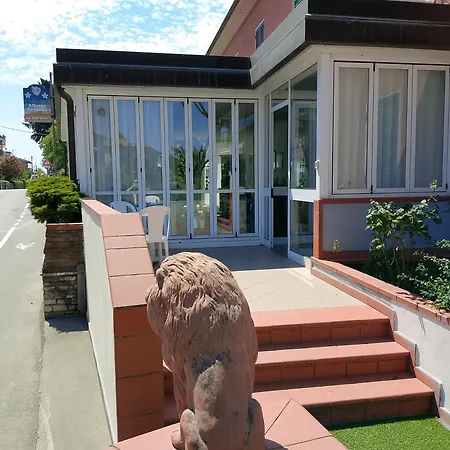 La Maria Otel
